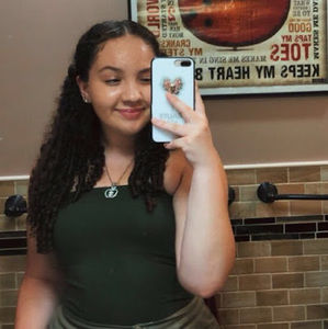 Meet your Posher, Victoria